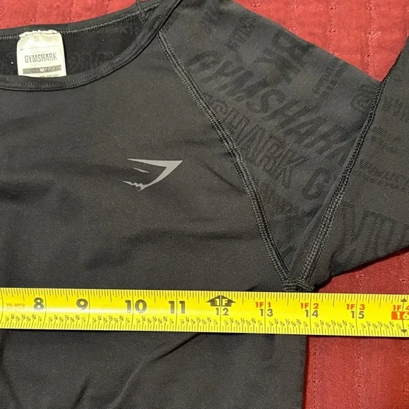 Gymshark Women’s Black Long Sleeve Crop Top Size Medium - Picture 4 of 9